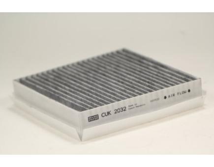 Mann + Hummel Innenraumfilterelement (Aktivkohle) CUK 2032 
